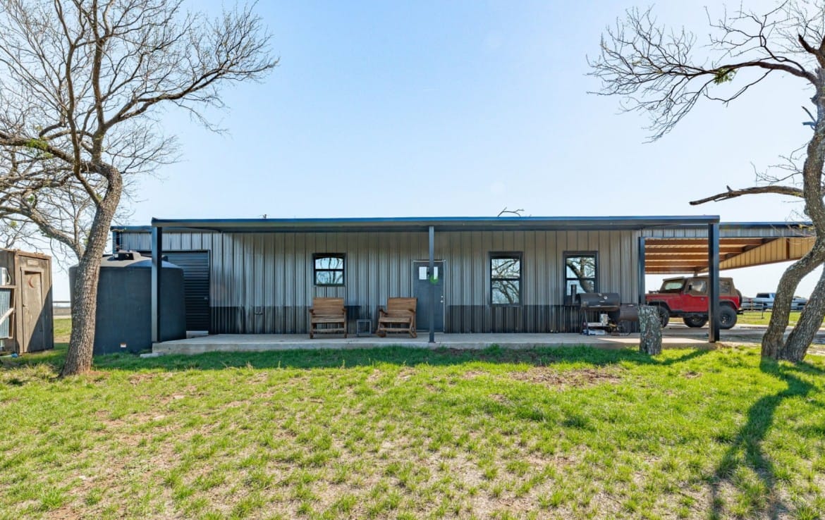 38 acres in Eastland County