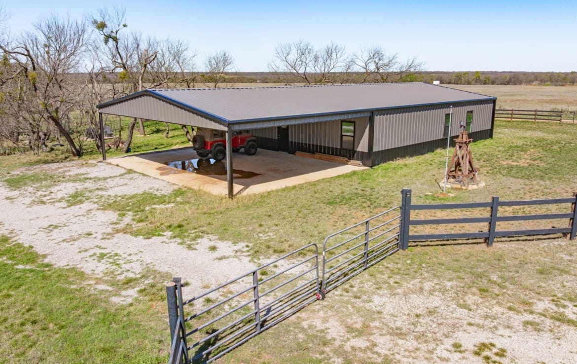 38 acres in Eastland County