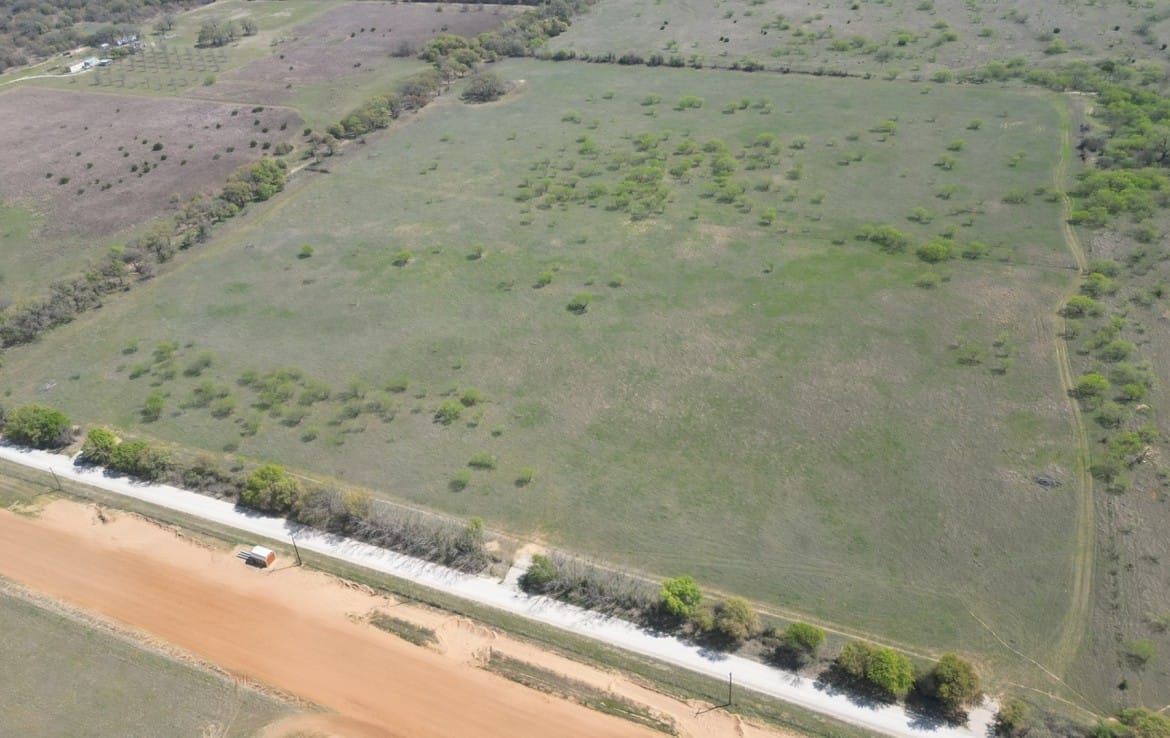 25 acres in Eastland County