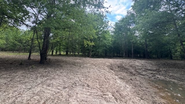 5 acres in Red River County