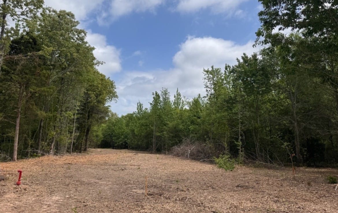 3 acres in Red River County