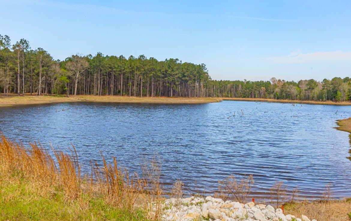 521 acres in Cass County