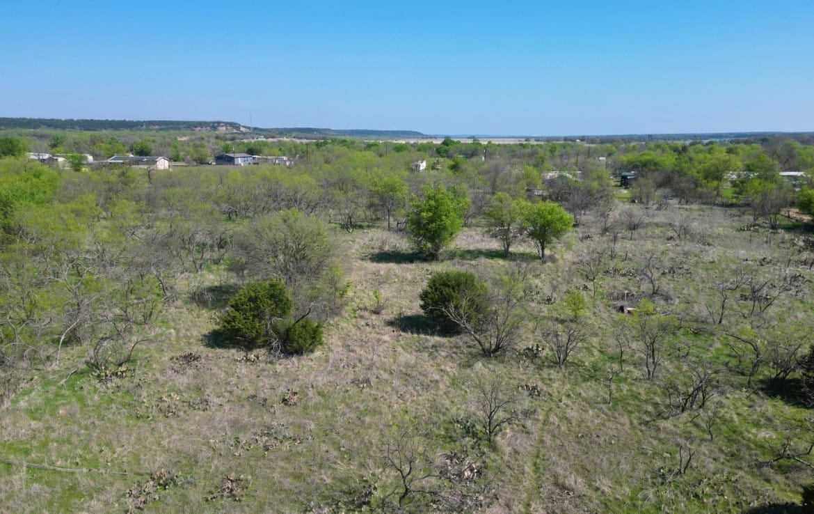 5 acres in Eastland County